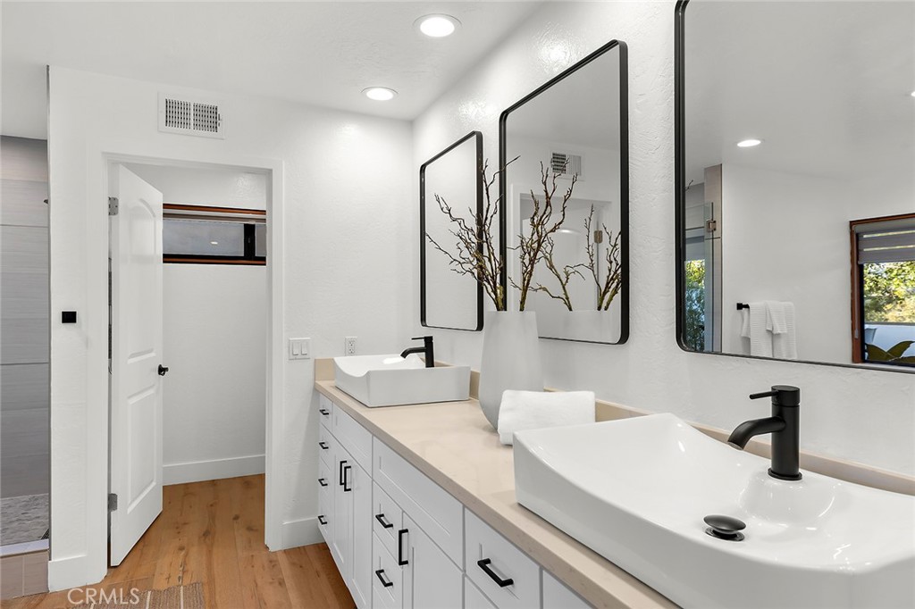 17 Morning Wood Drive