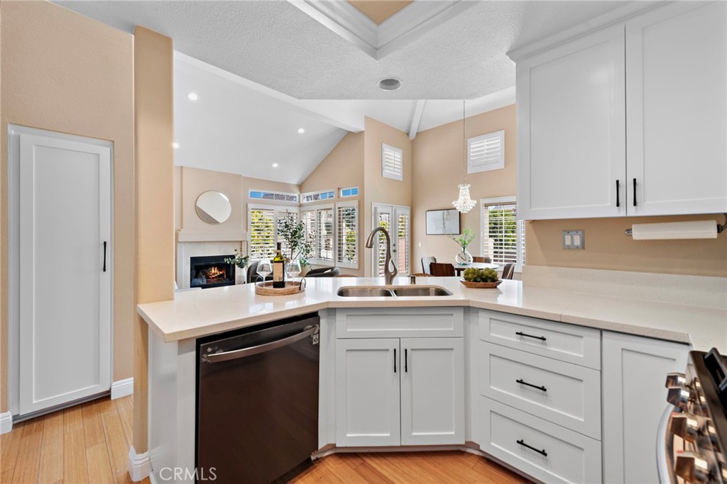 183 Shorebreaker Drive