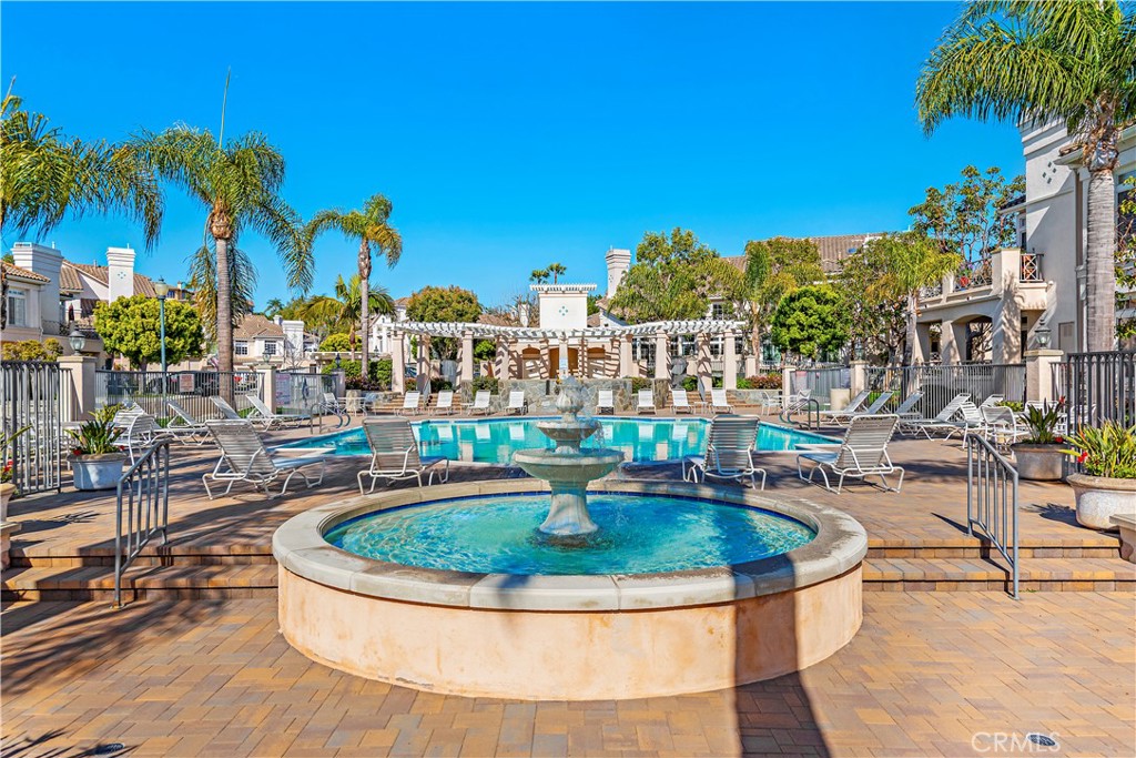 183 Shorebreaker Drive