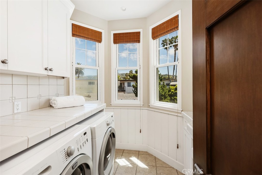 407 Monterey A