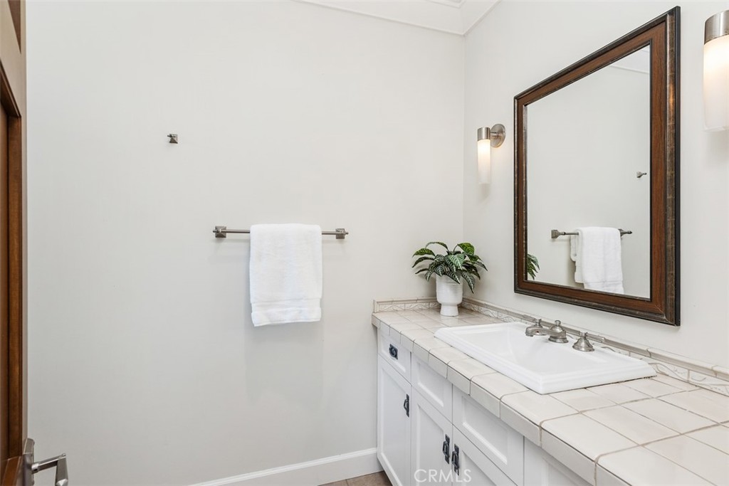 407 Monterey A