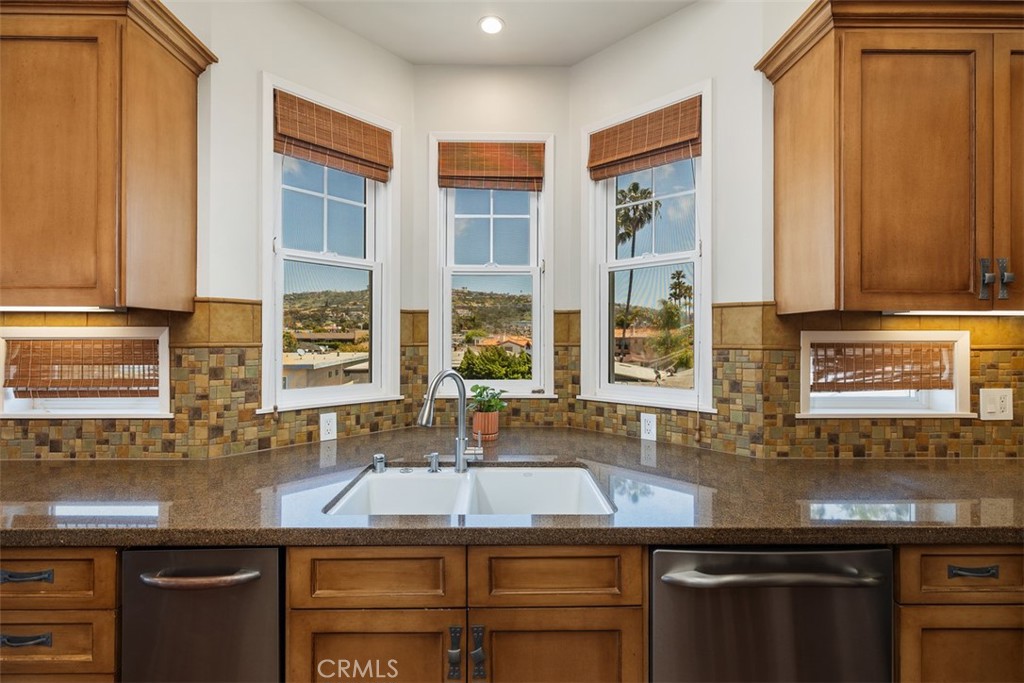 407 Monterey A