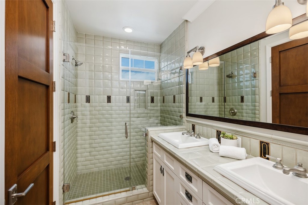 407 Monterey A