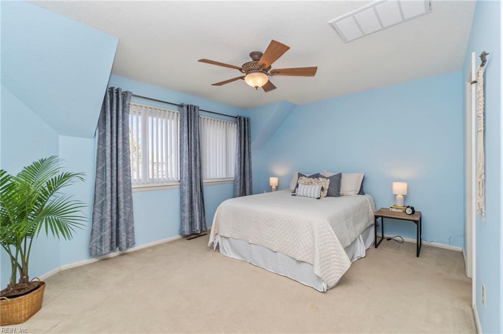 2214 Hermit Thrush LN