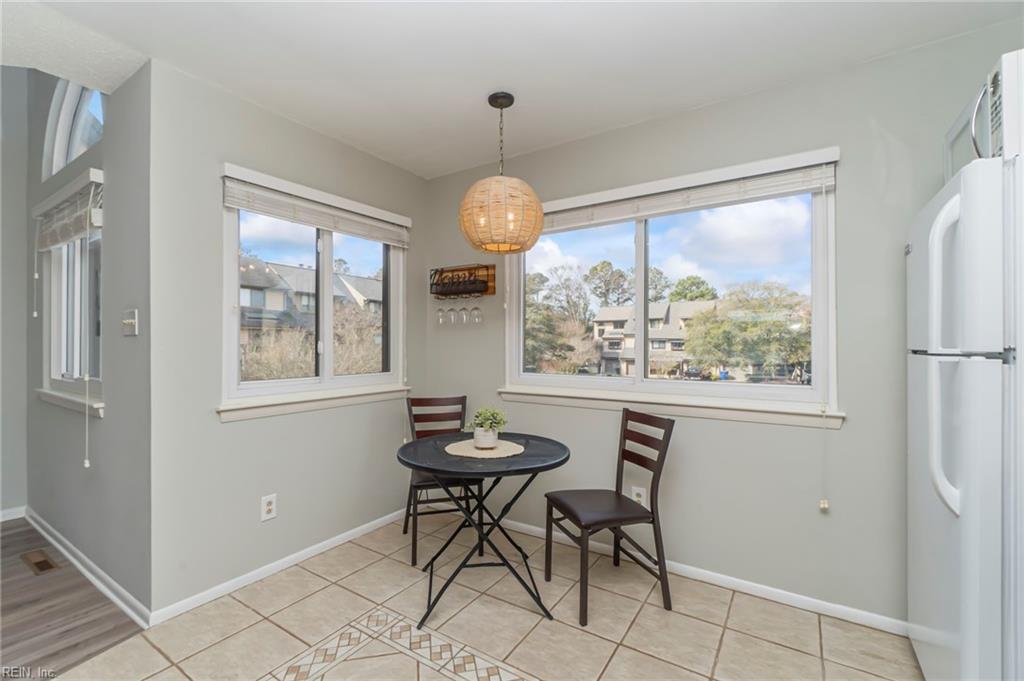 2214 Hermit Thrush LN