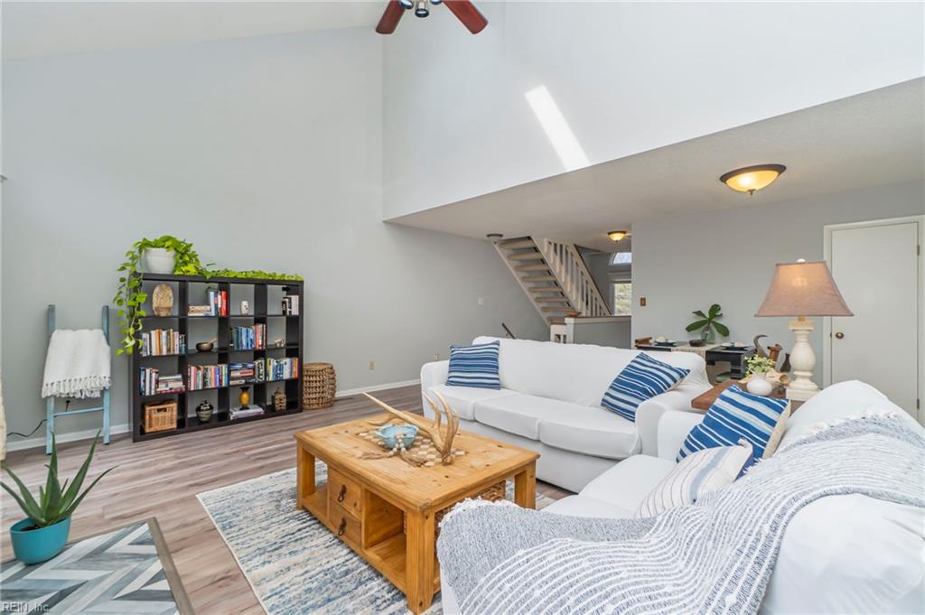 2214 Hermit Thrush LN