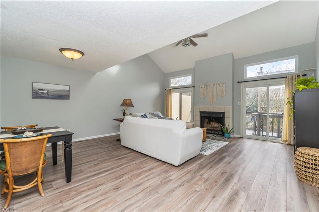 2214 Hermit Thrush LN
