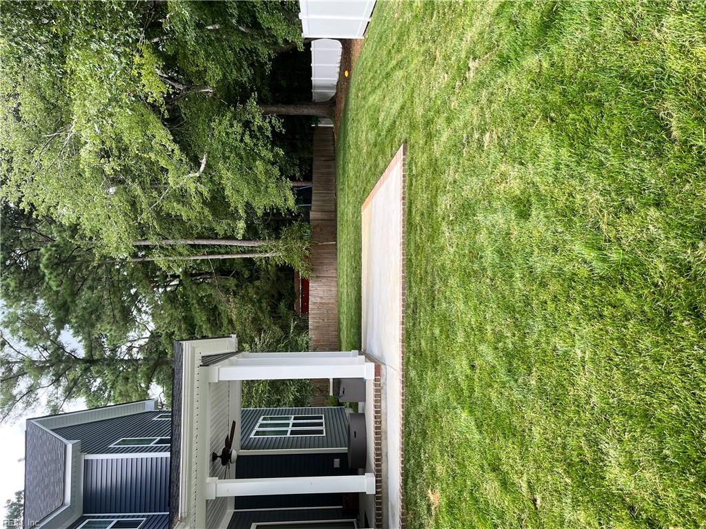 400 Canterbury Road DR