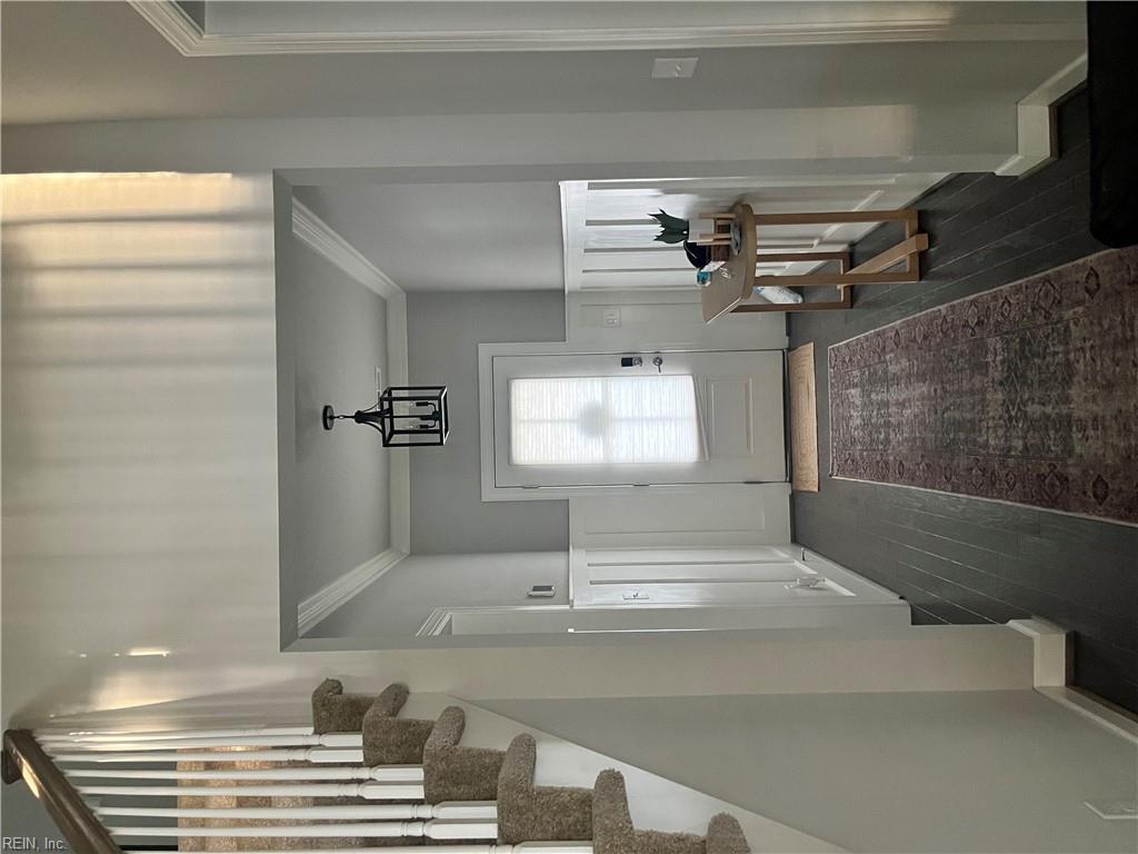 400 Canterbury Road DR