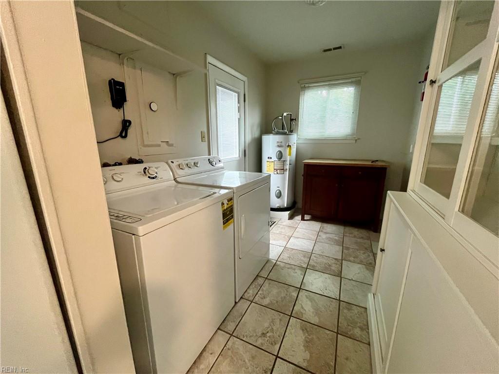 3905 Brentwood CRES