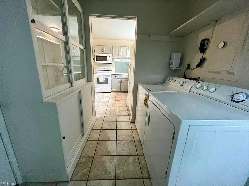 3905 Brentwood CRES