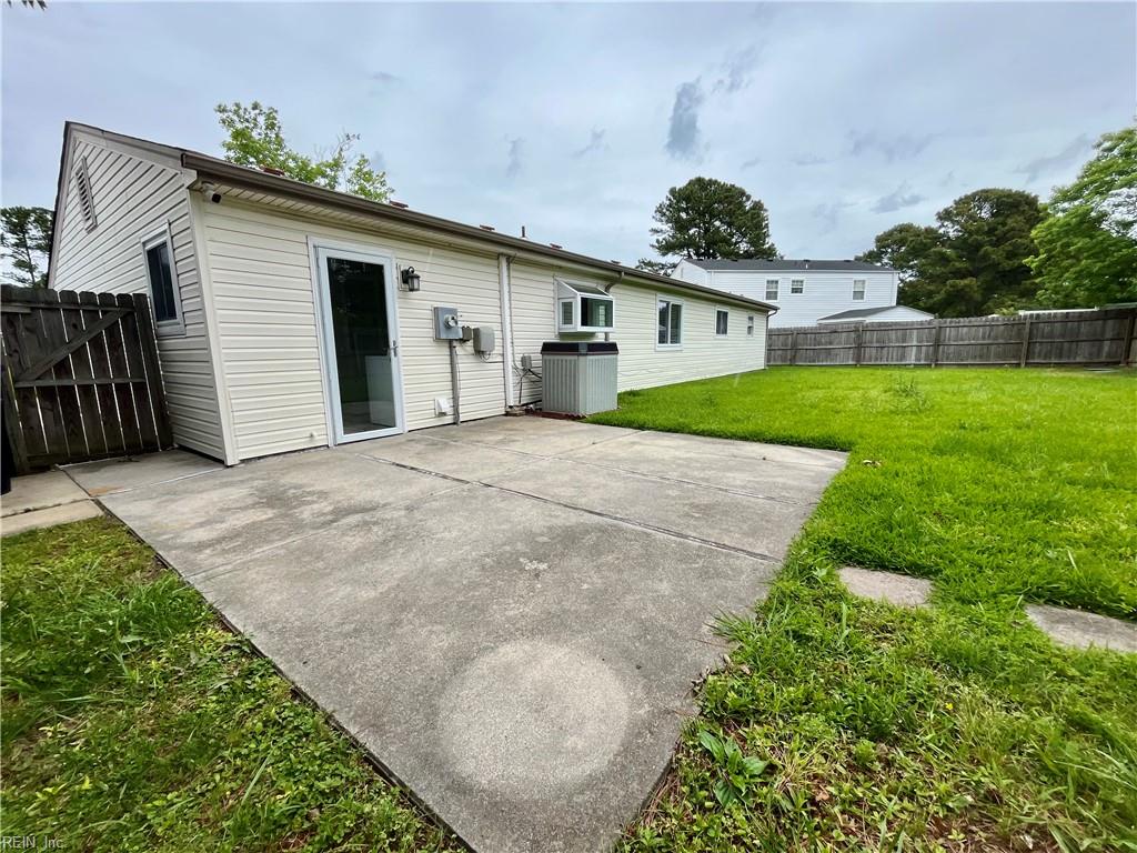 3905 Brentwood CRES