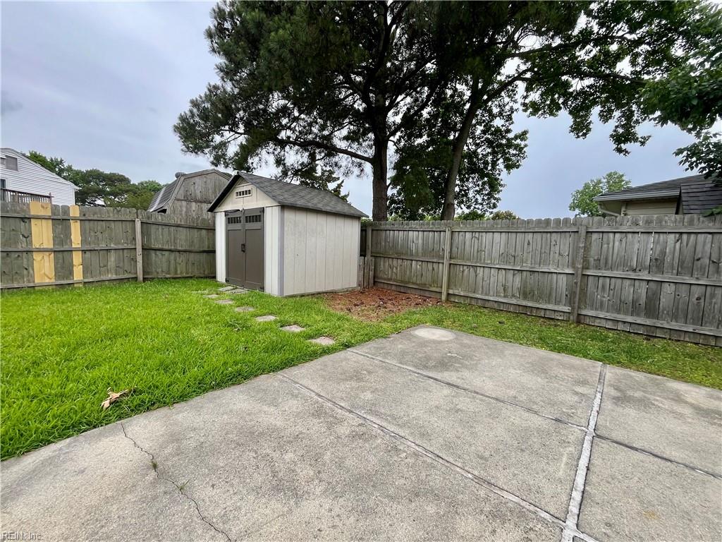 3905 Brentwood CRES