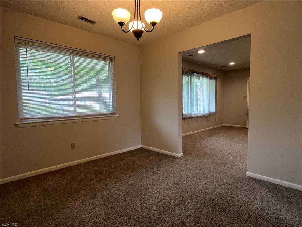 3905 Brentwood CRES