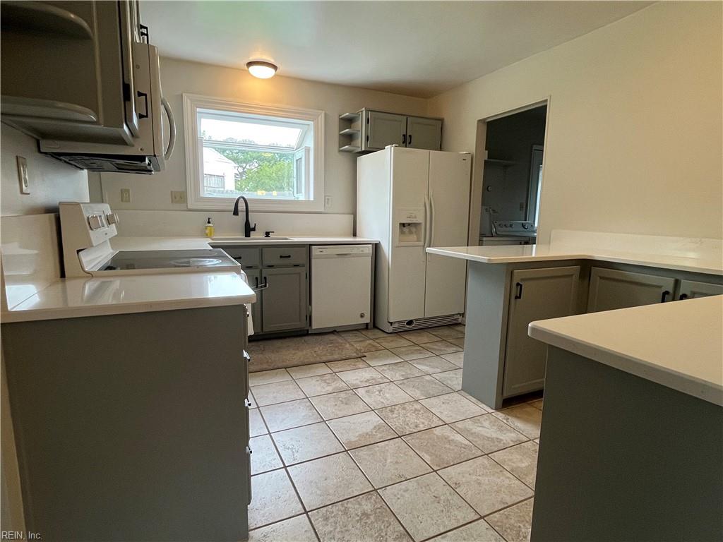 3905 Brentwood CRES