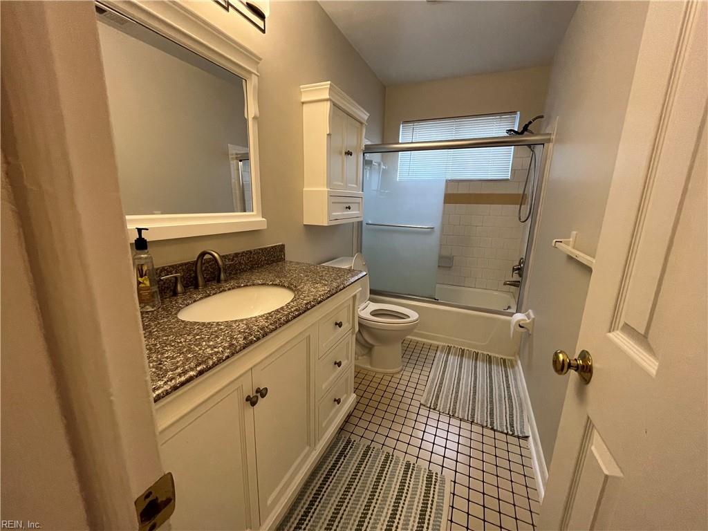 3905 Brentwood CRES