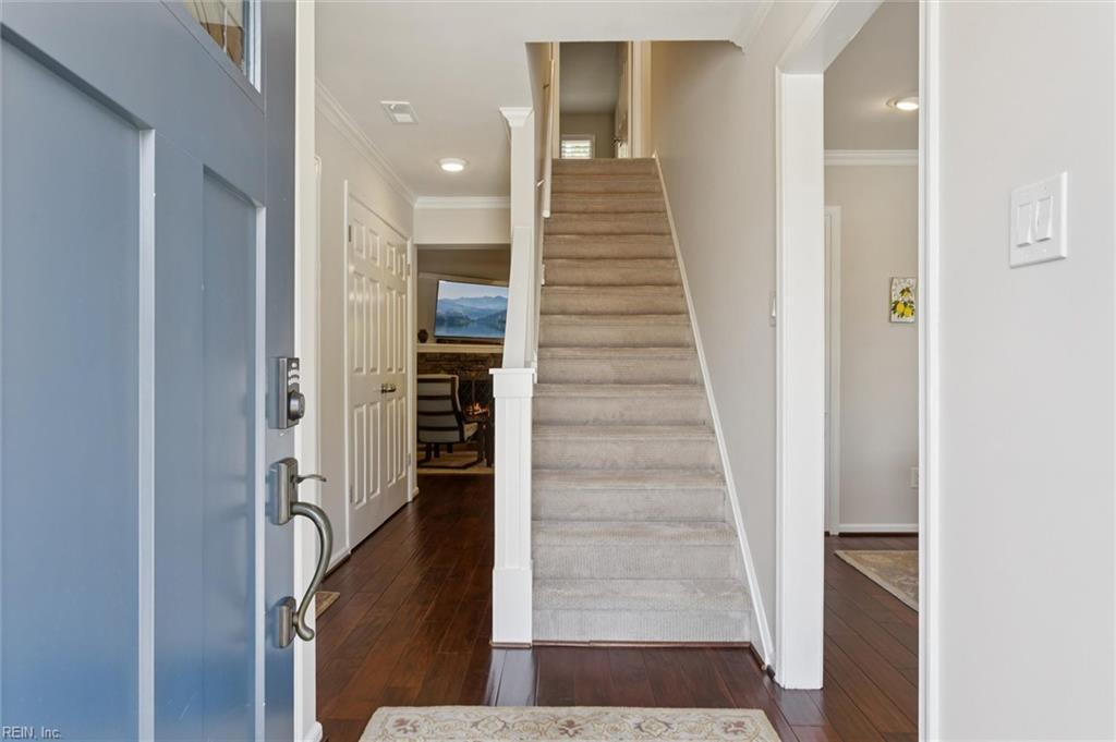 905 Welch CIR