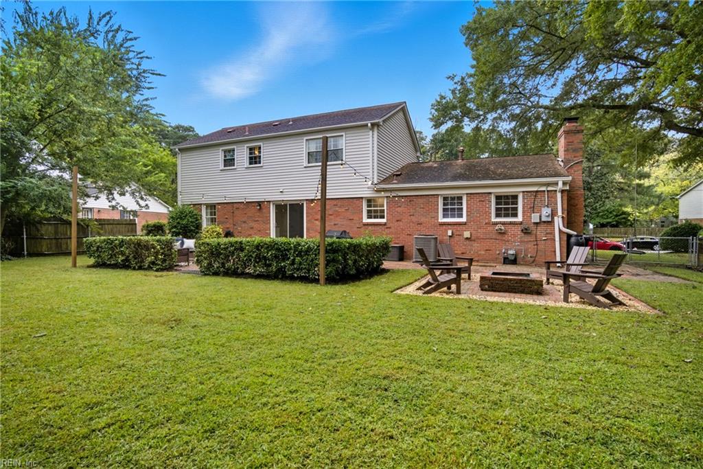 608 Kingston DR