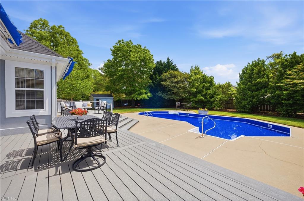 2504 Dehart CT