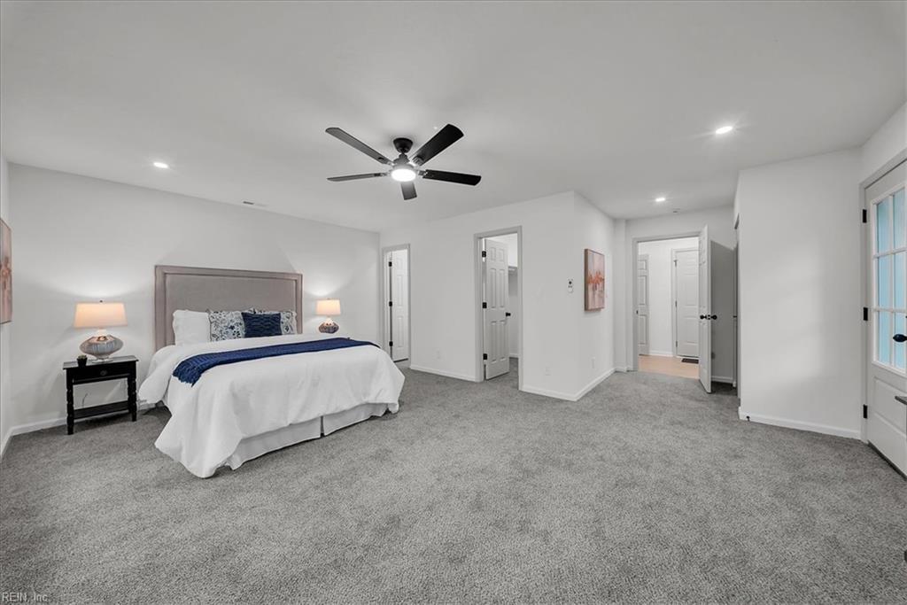 1301 Lakeside RD