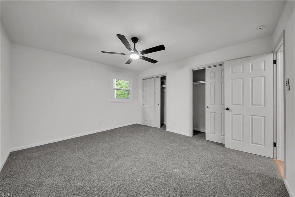 1301 Lakeside RD