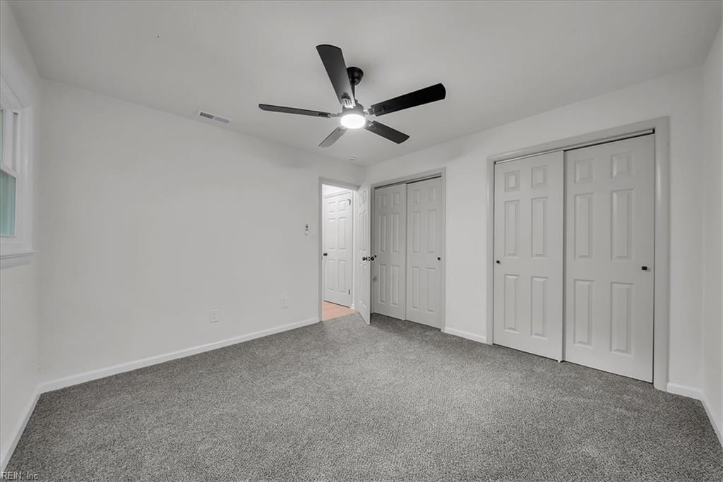 1301 Lakeside RD