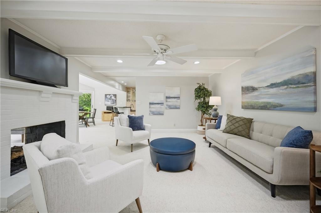 3790 Prince Andrew LN