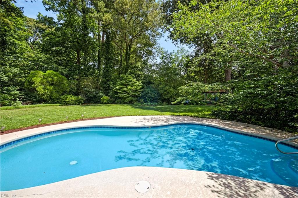 3790 Prince Andrew LN