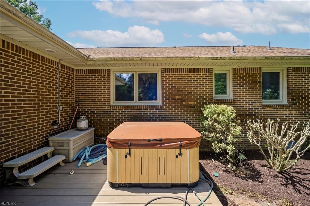 3790 Prince Andrew LN