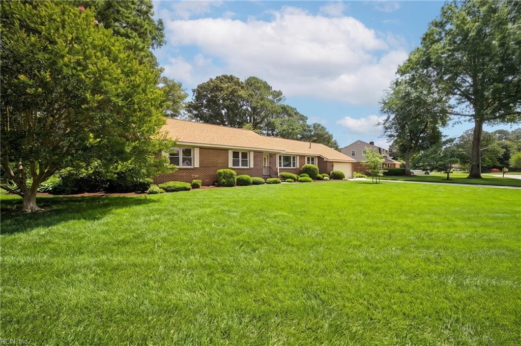 3790 Prince Andrew LN