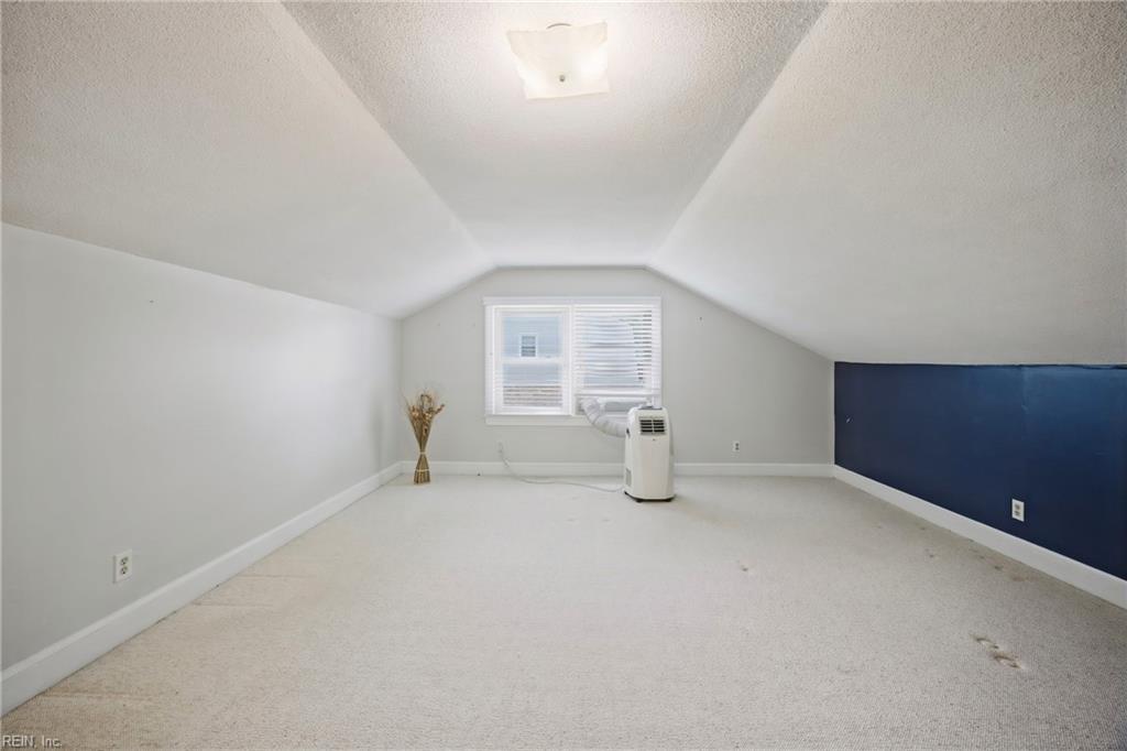3790 Prince Andrew LN