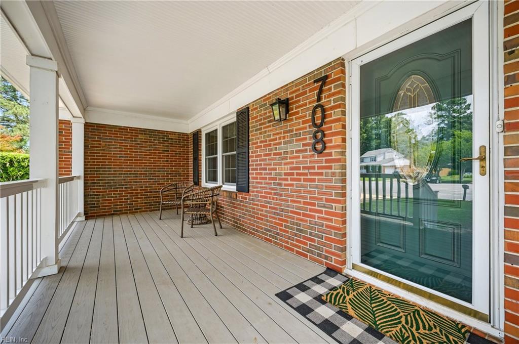 708 Kings Grant CT
