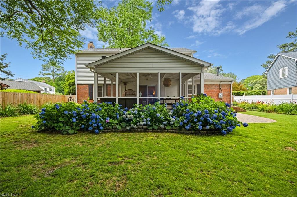 708 Kings Grant CT