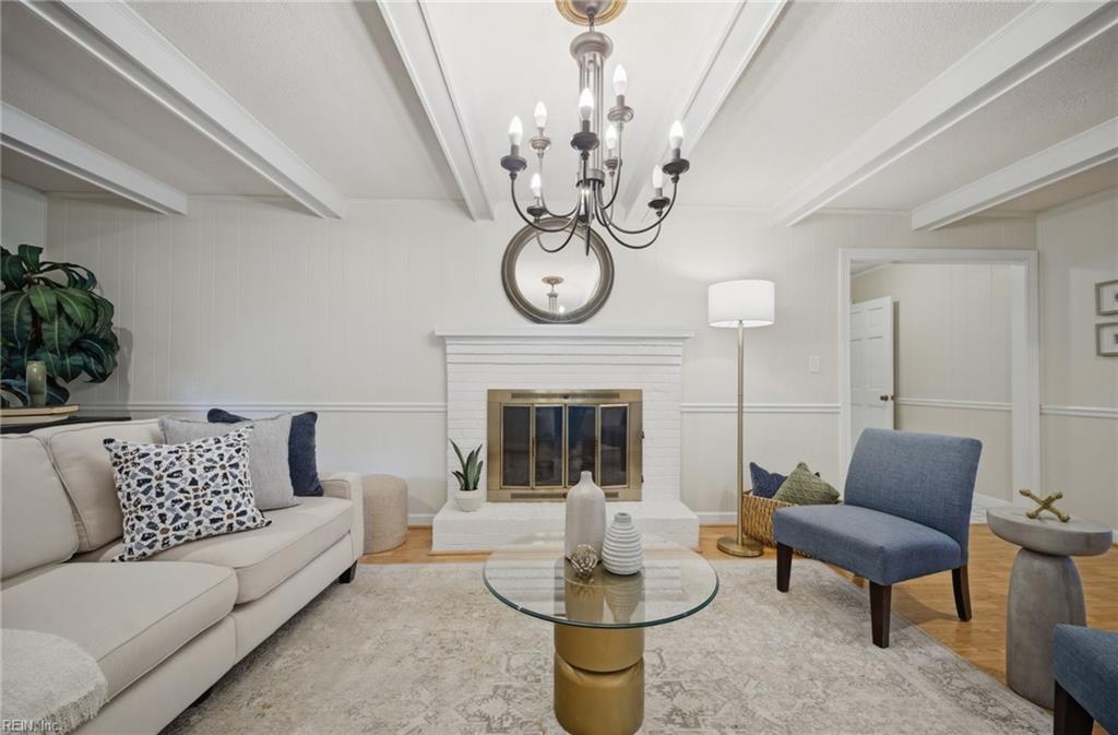 800 Sheraton DR