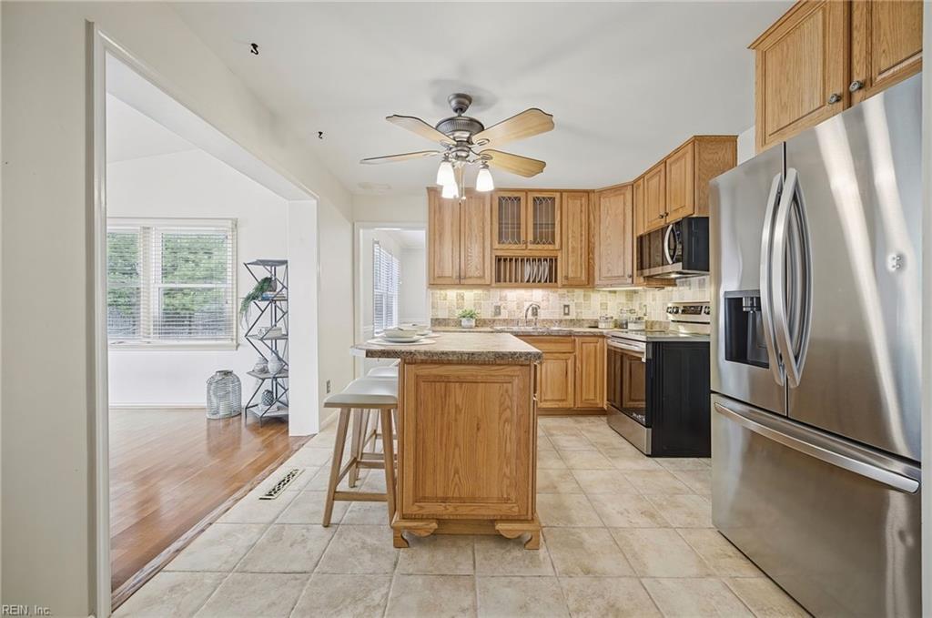3505 Kings Lake DR