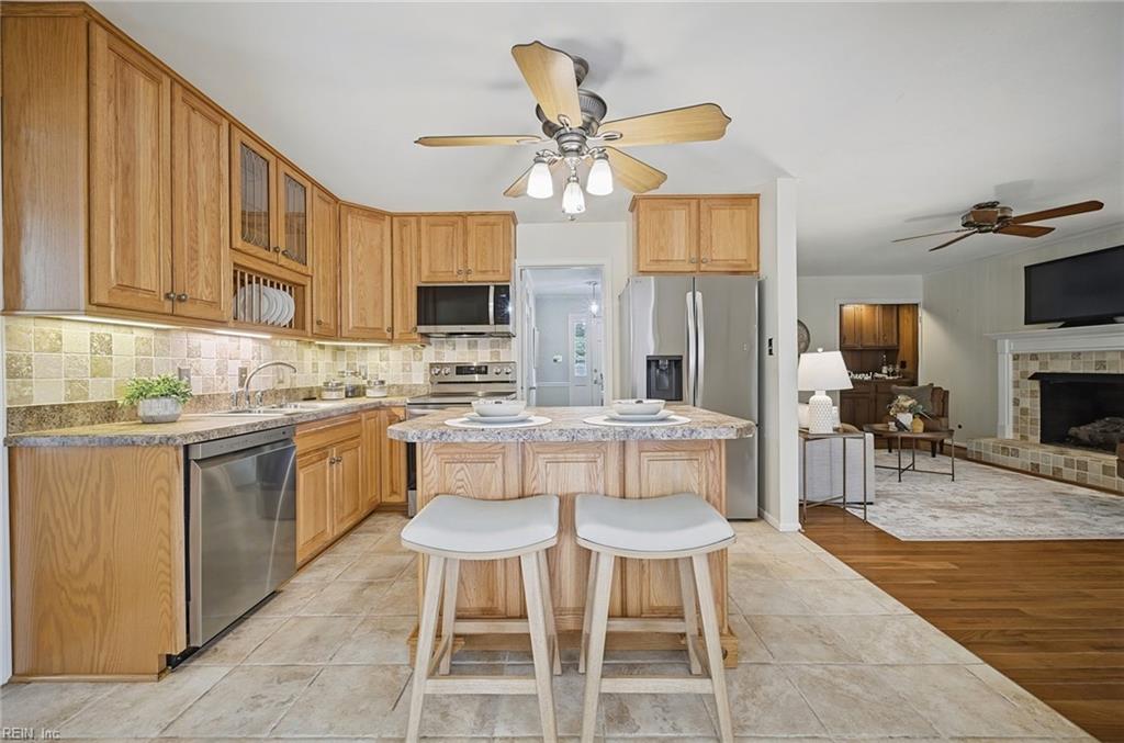 3505 Kings Lake DR
