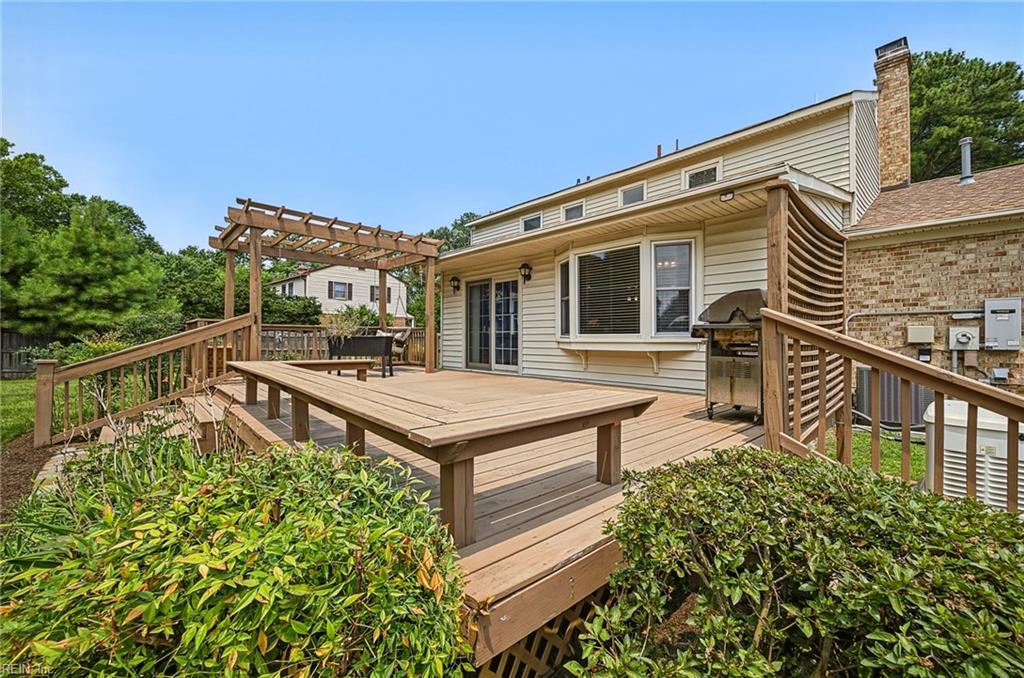 3505 Kings Lake DR
