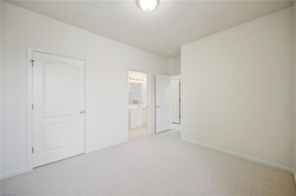 1060 Grand Oak LN 128