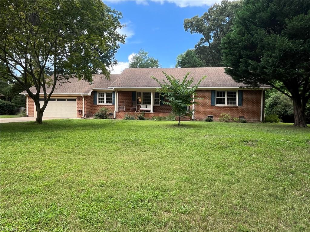 805 Winthrope DR