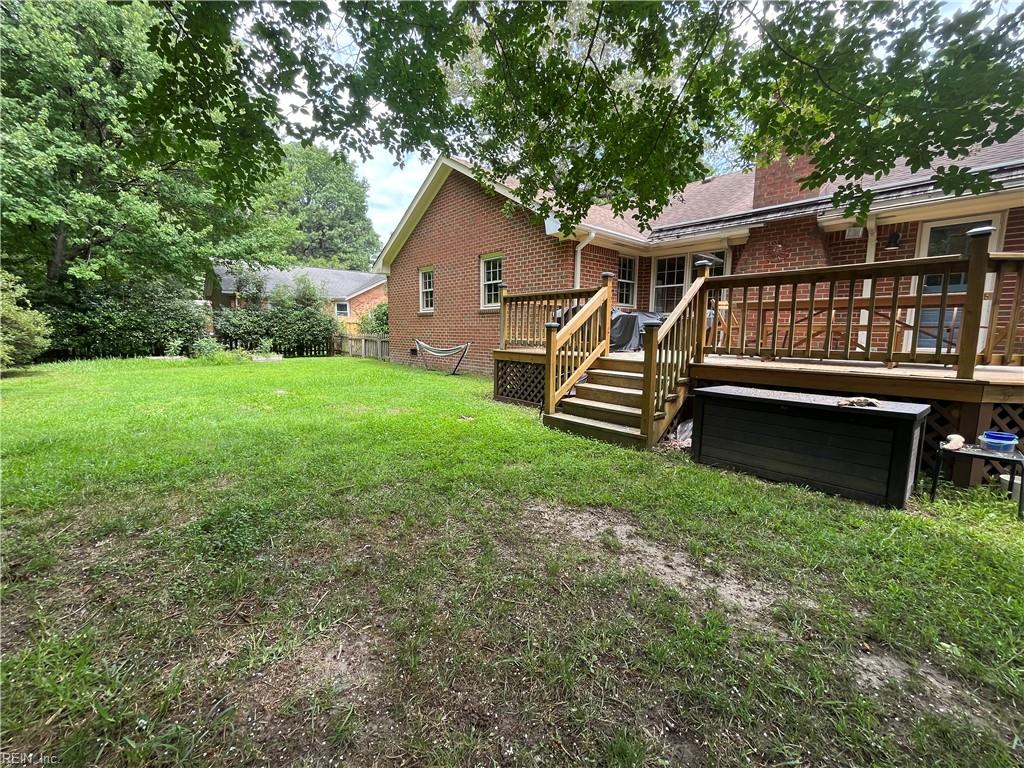 805 Winthrope DR