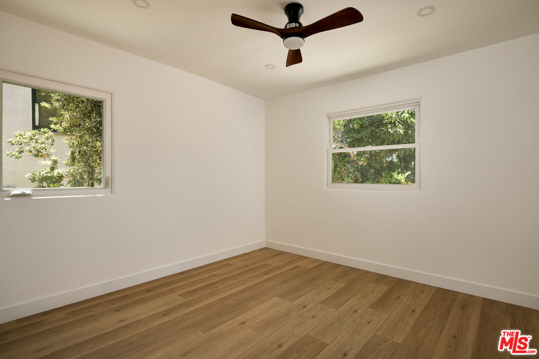 885 Montecito Dr