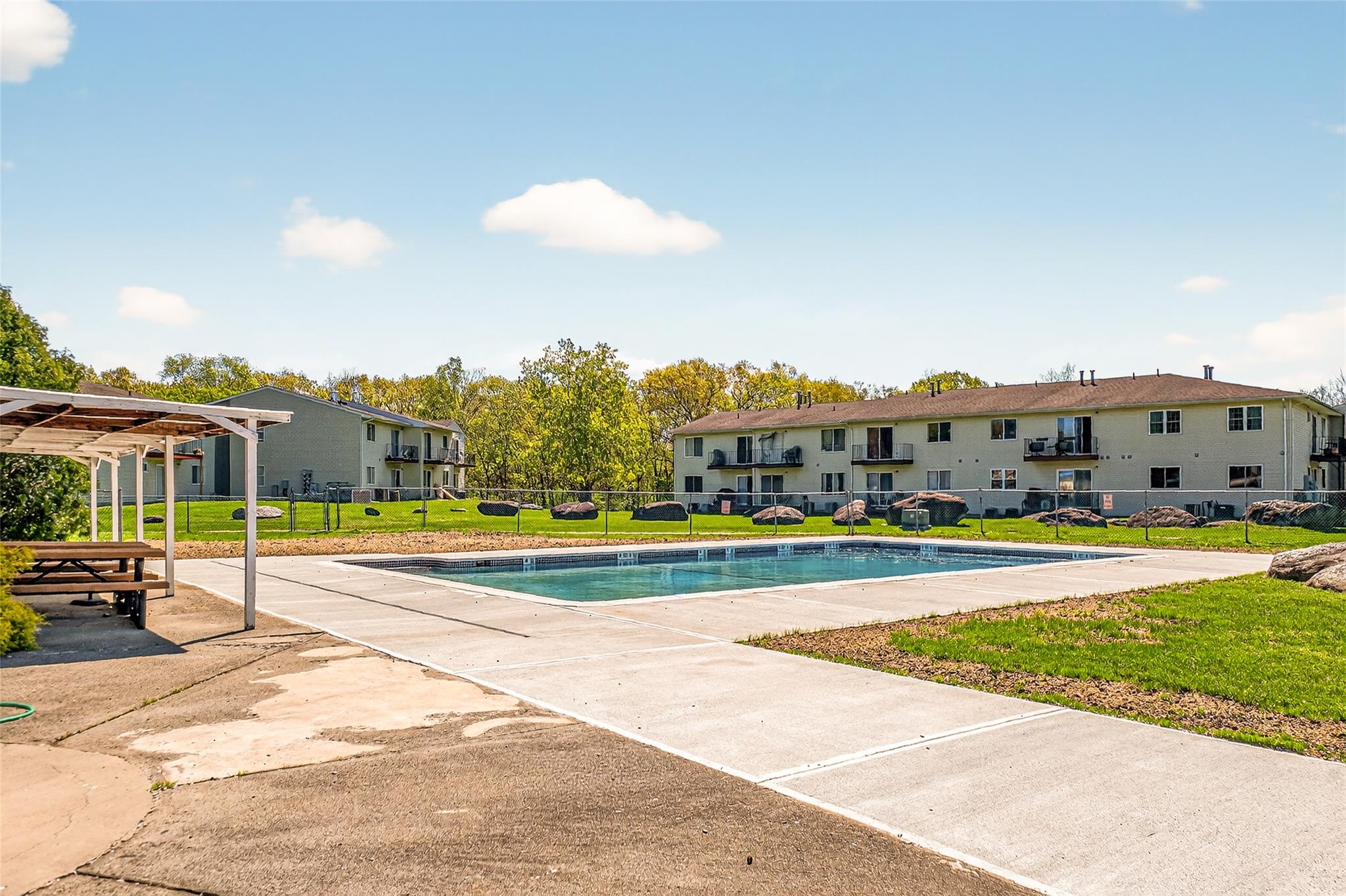 276 Temple hill Unit: 1605