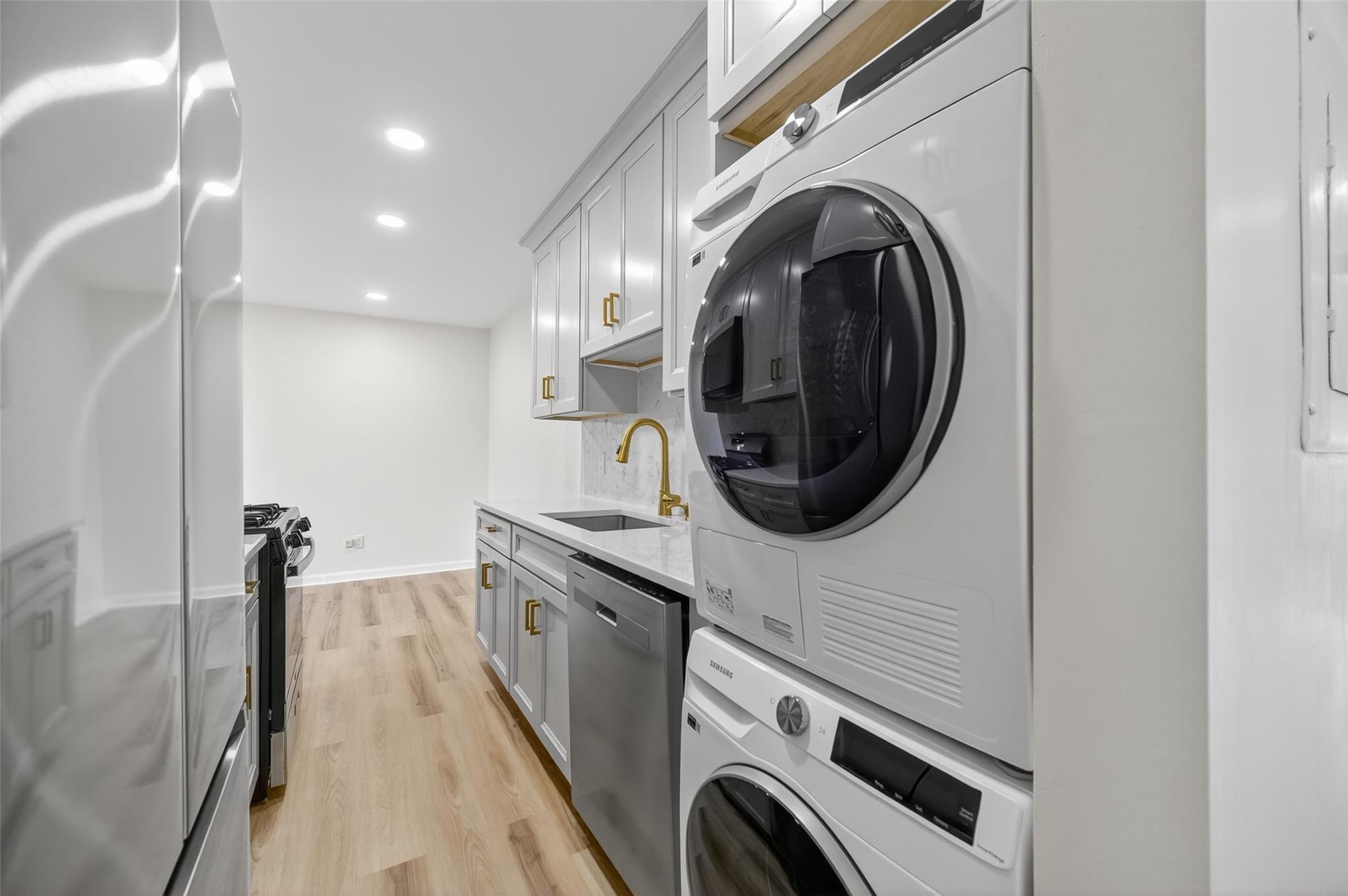 276 Temple hill Unit: 1605