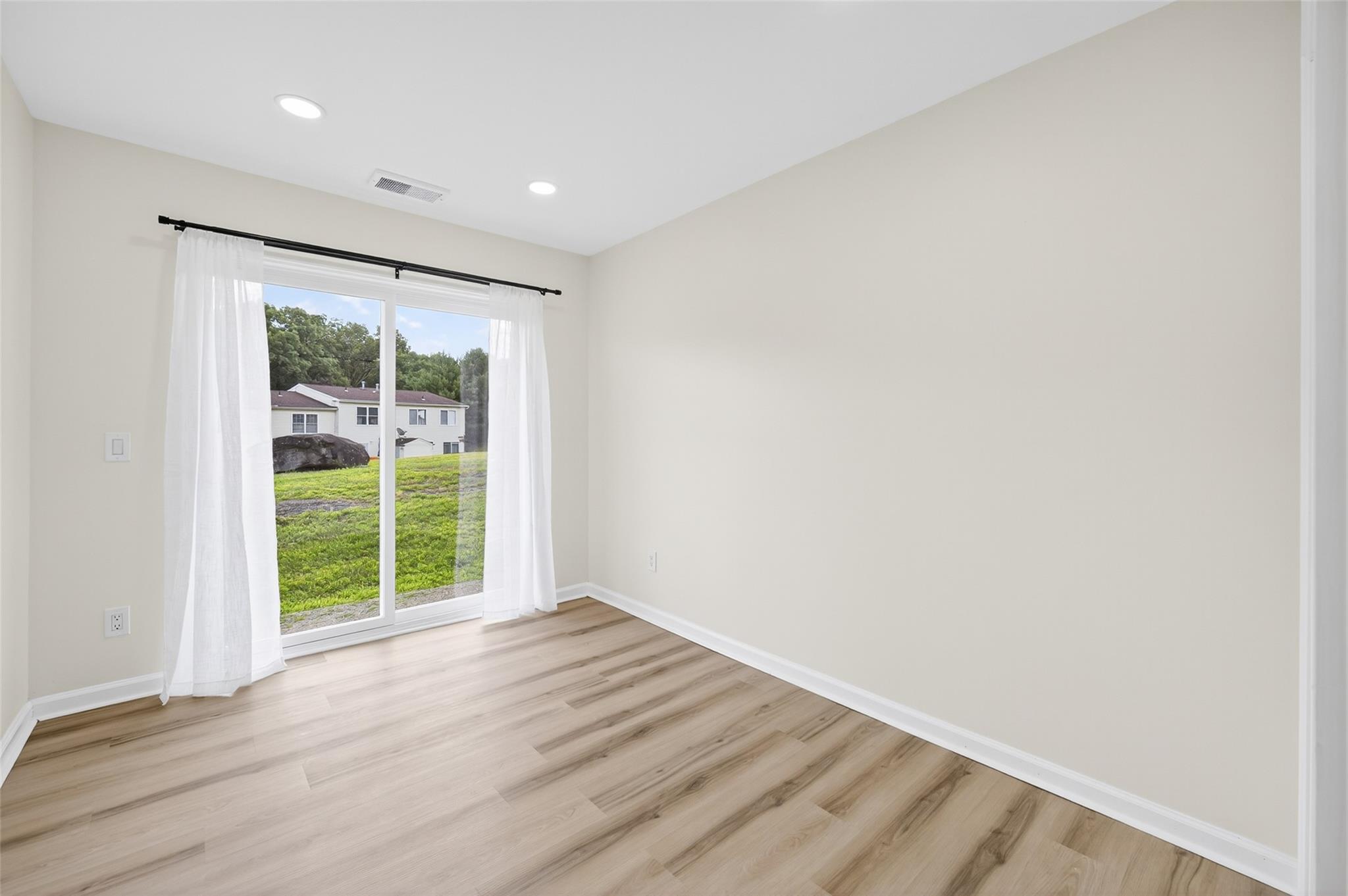 276 Temple hill Unit: 1605