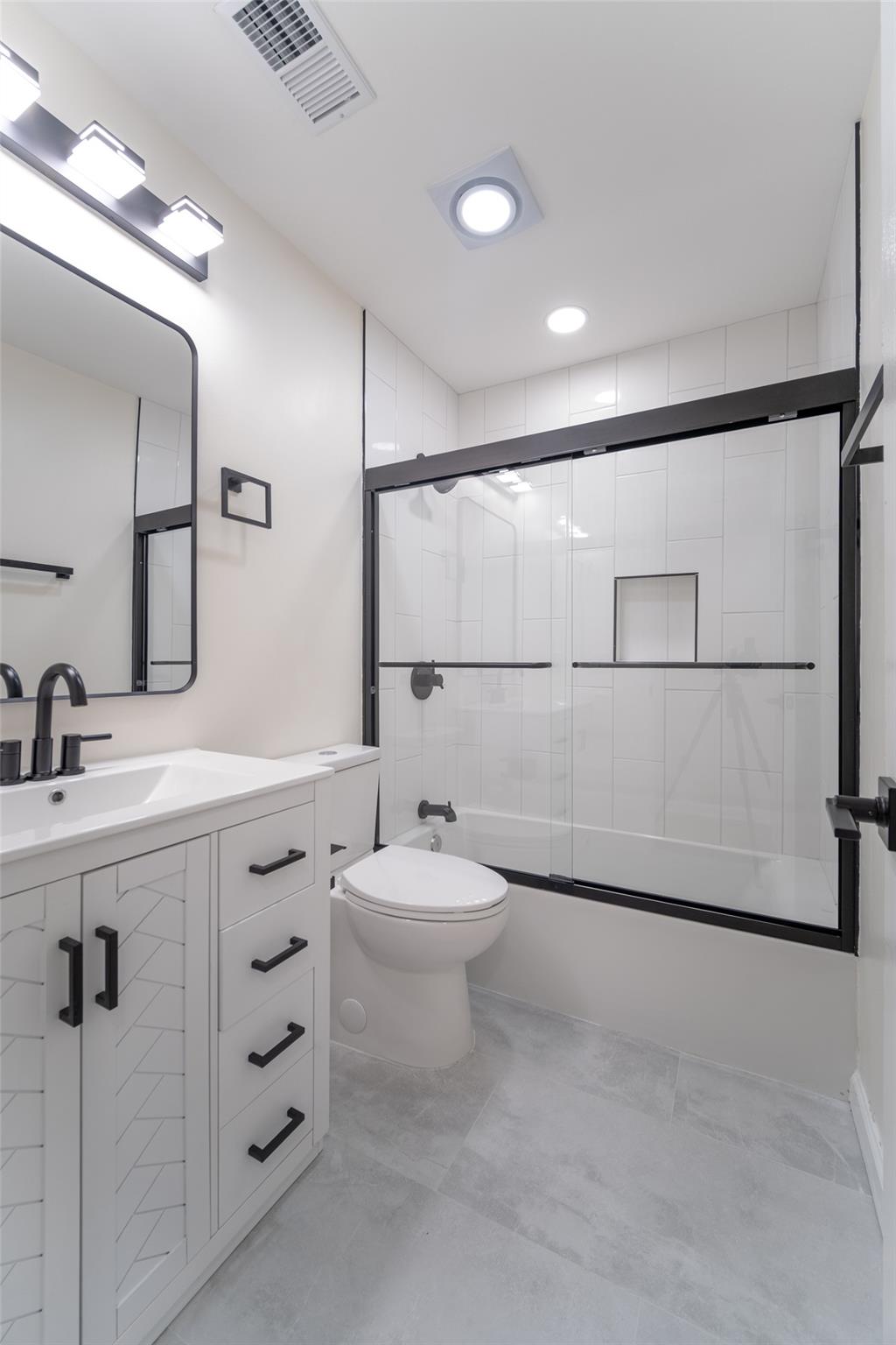 276 Temple hill Unit: 1605