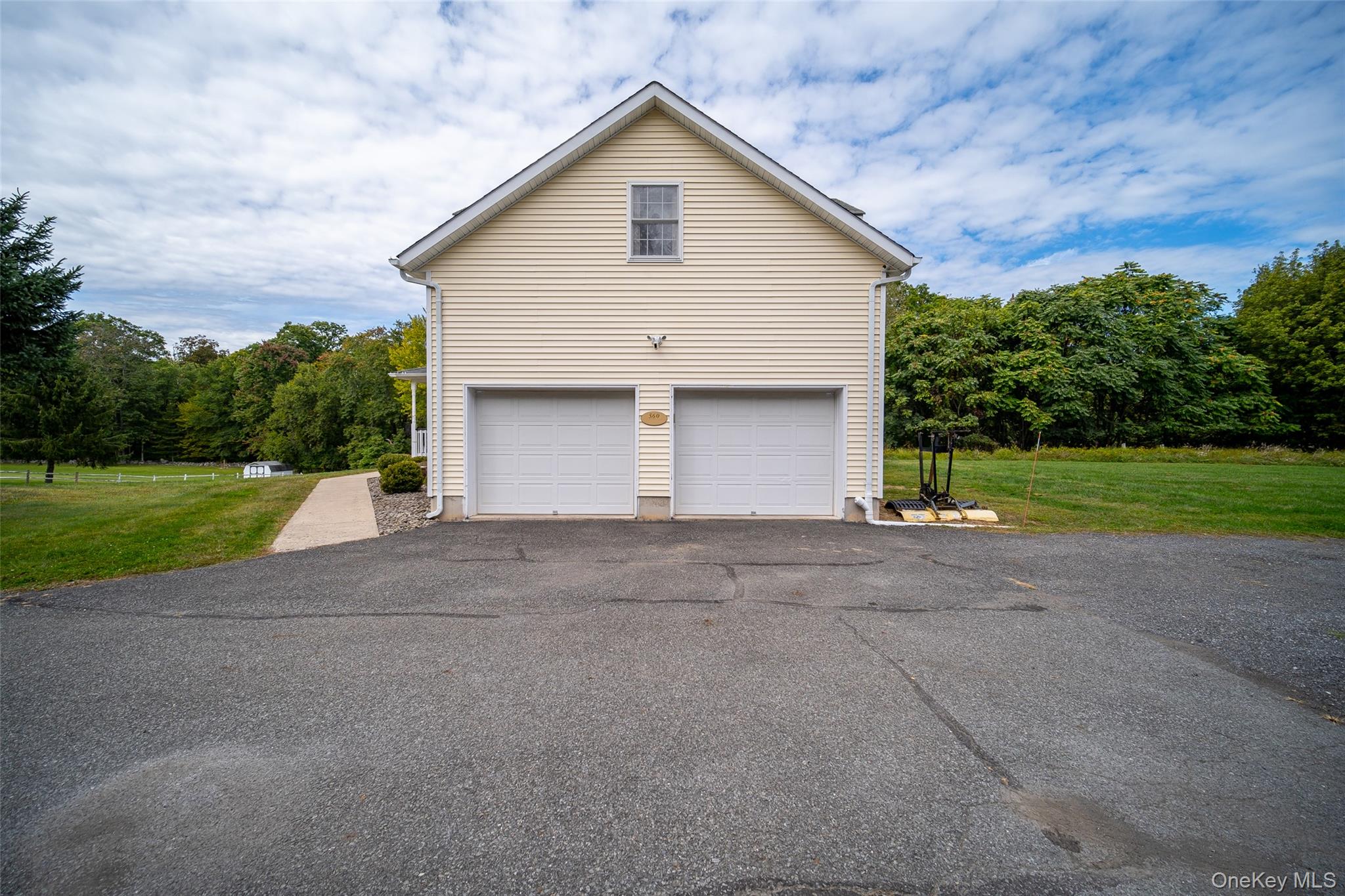 560 Winding Hill Road