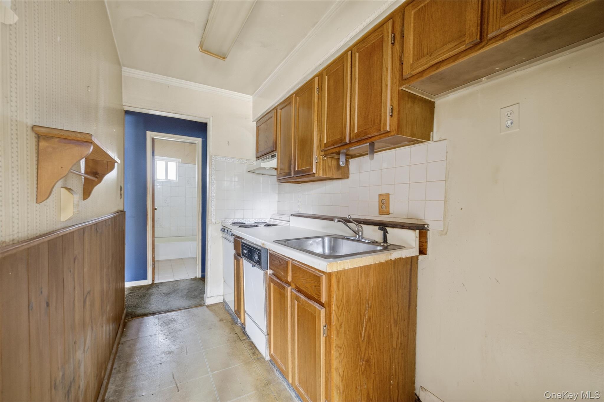 12 manor Drive Unit: 12