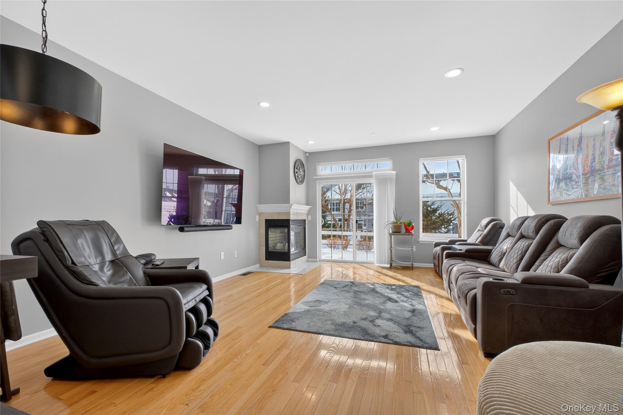 310 Bridgeview Drive