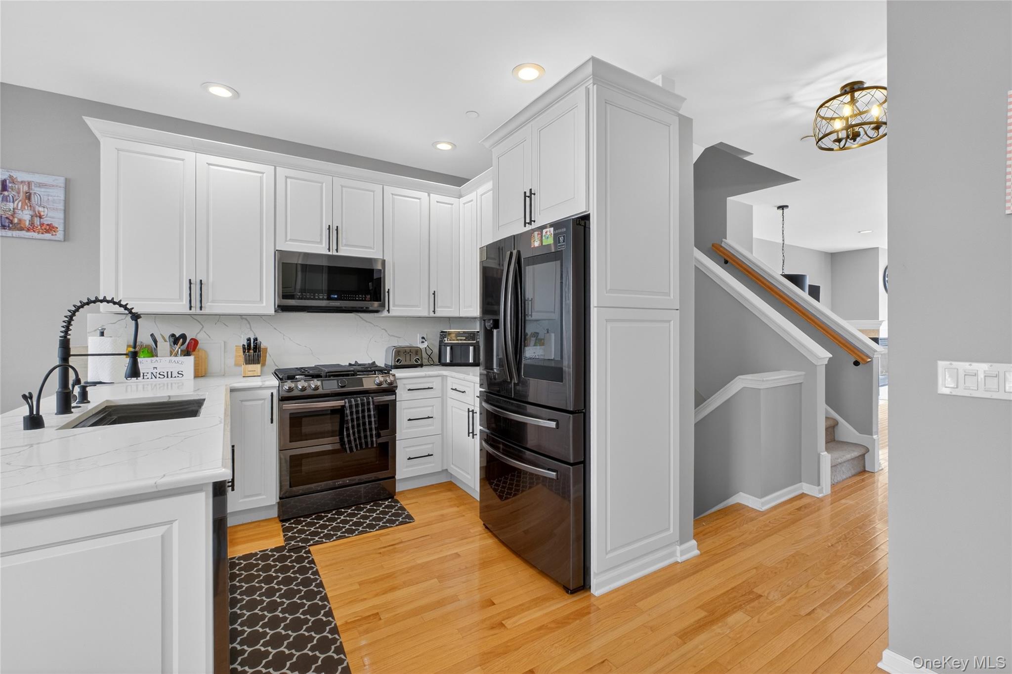 310 Bridgeview Drive