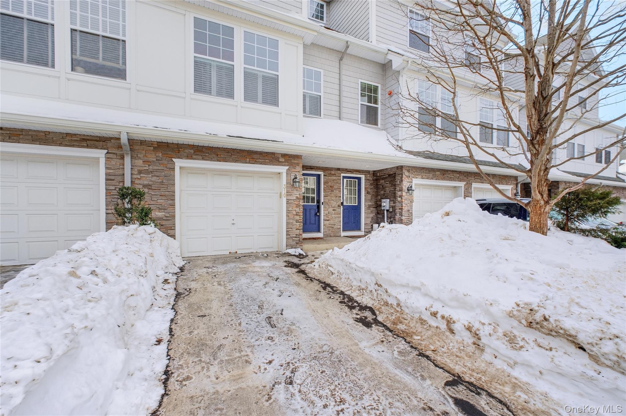 310 Bridgeview Drive